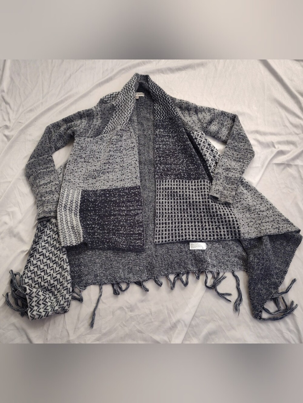 Knox Rose Sweater Wrap Cardigan Shrug Womens Sz M Boho Multi Color Fringed